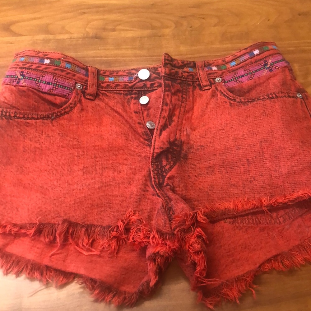 We the free shorts